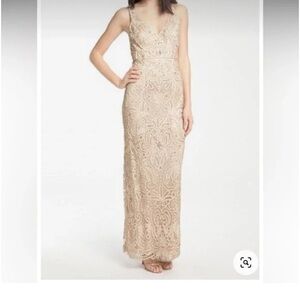 Sue Wong Beige Lace Formal dress in size-4